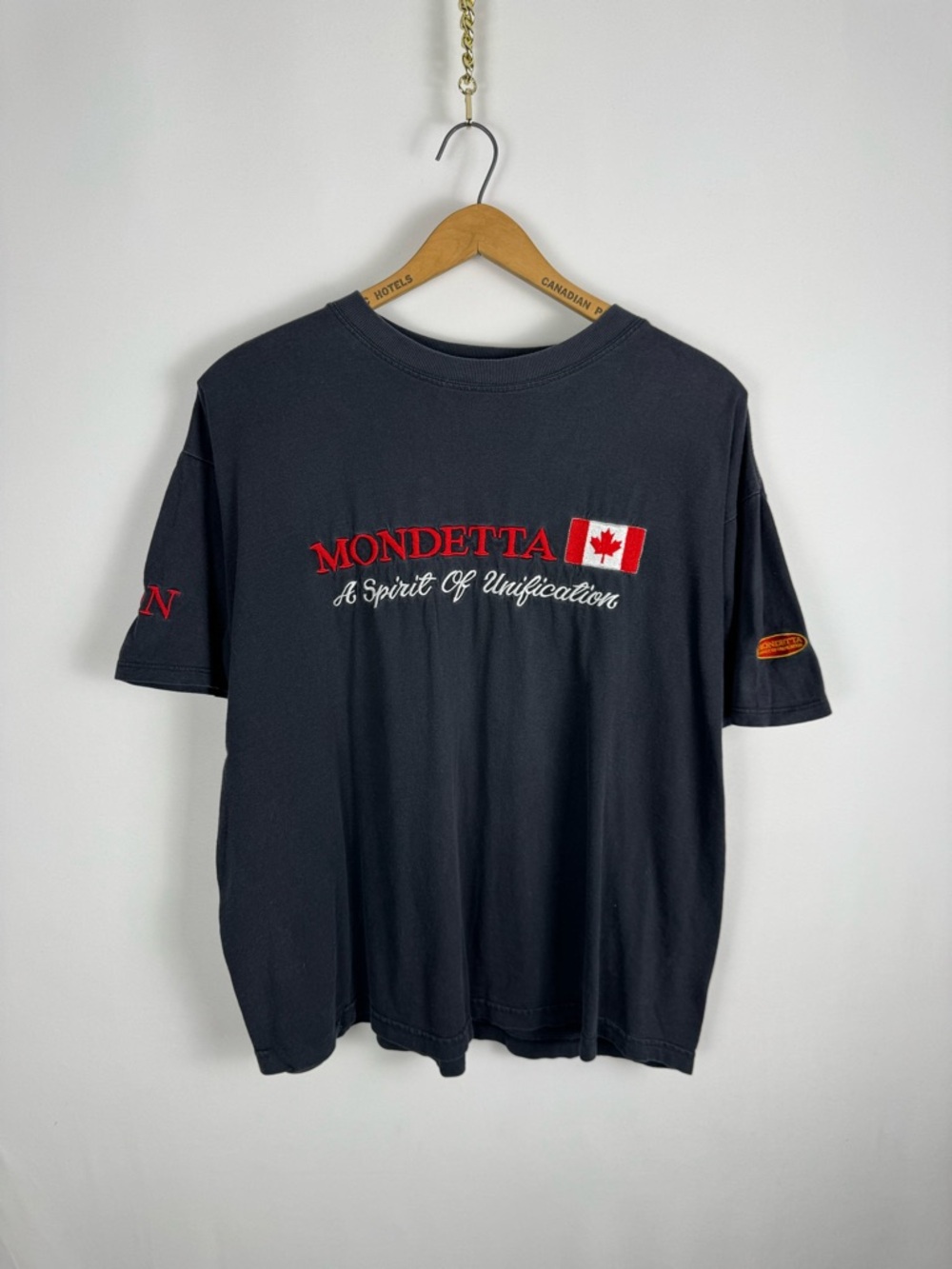 Vintage 90s Mondetta Canada Black Short-Sleeve Tee
